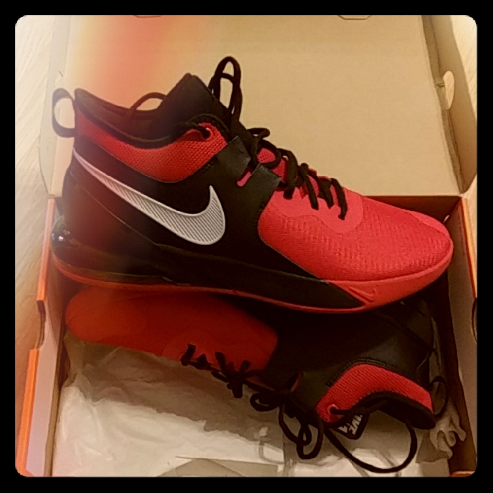 Nike Air Max Impact